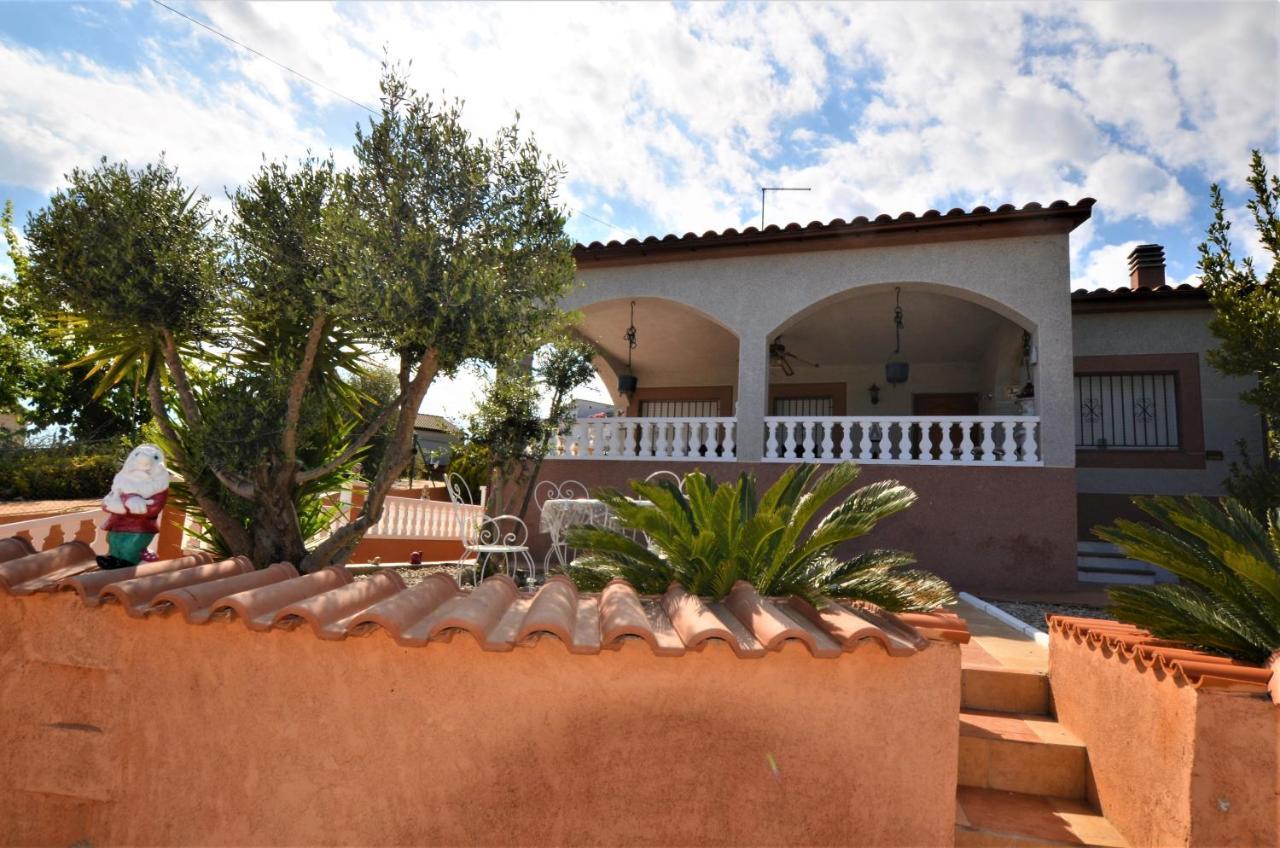 Villa Olombel Massanet De La Selva Bagian luar foto