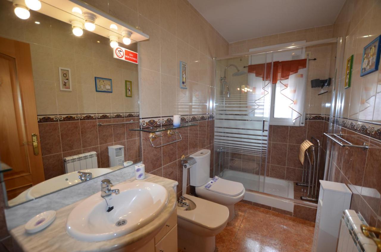 Villa Olombel Massanet De La Selva Bagian luar foto