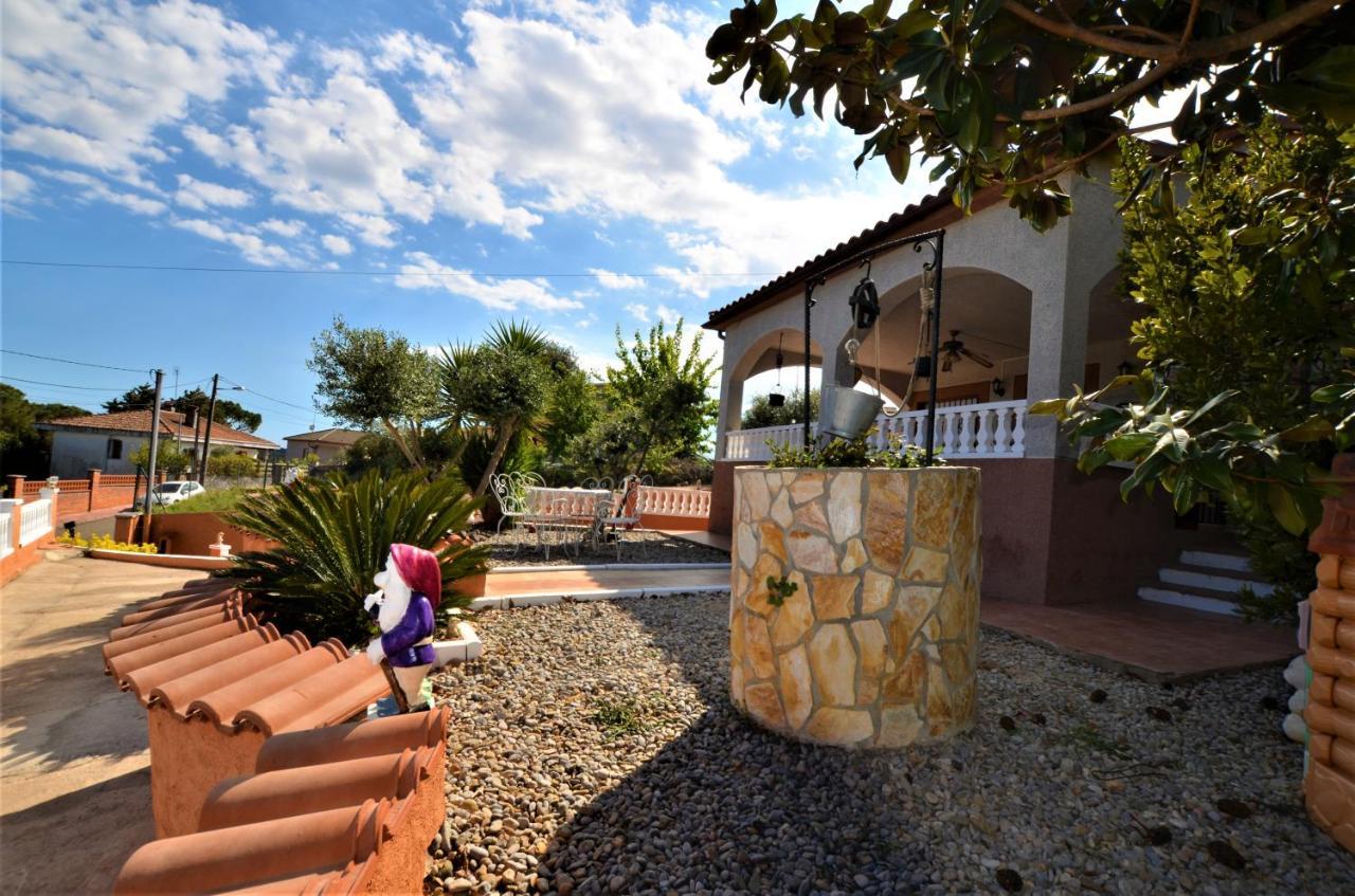 Villa Olombel Massanet De La Selva Bagian luar foto