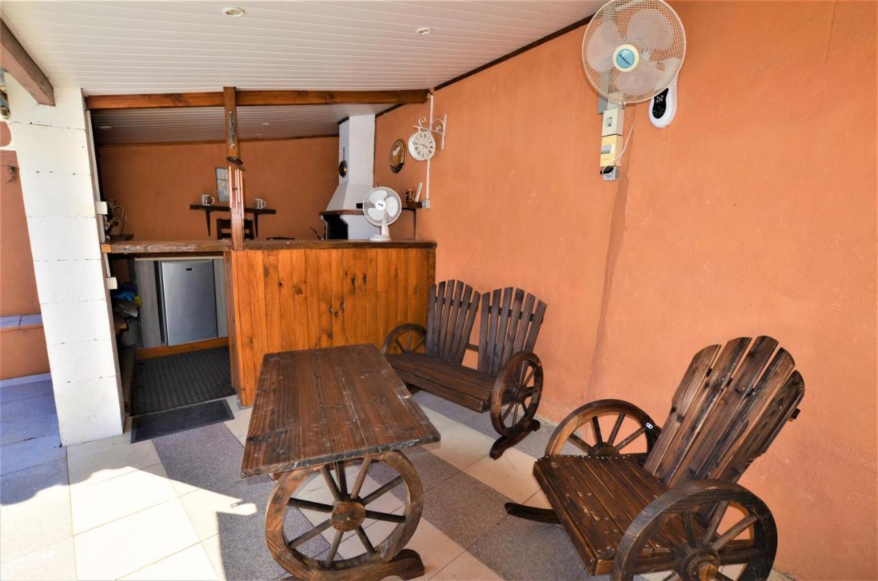 Villa Olombel Massanet De La Selva Bagian luar foto